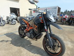     KTM 950 SuperMoto R 2008  5